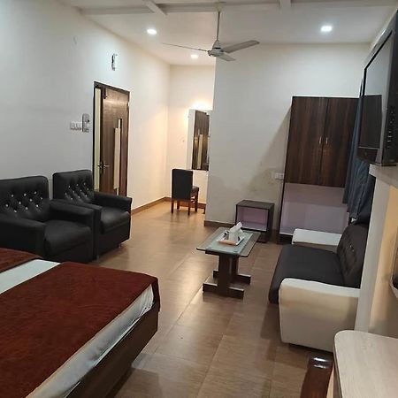 Hotel Alka Palace Durg Екстериор снимка