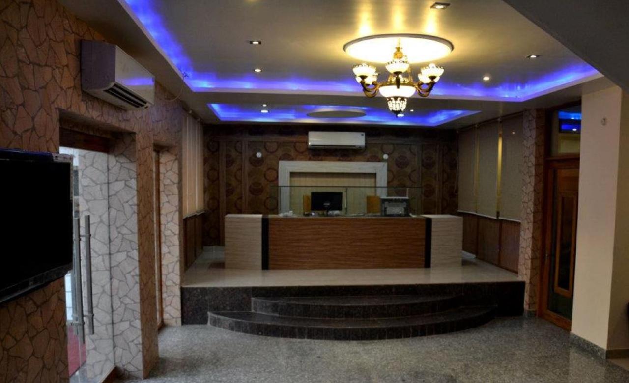 Hotel Alka Palace Durg Екстериор снимка